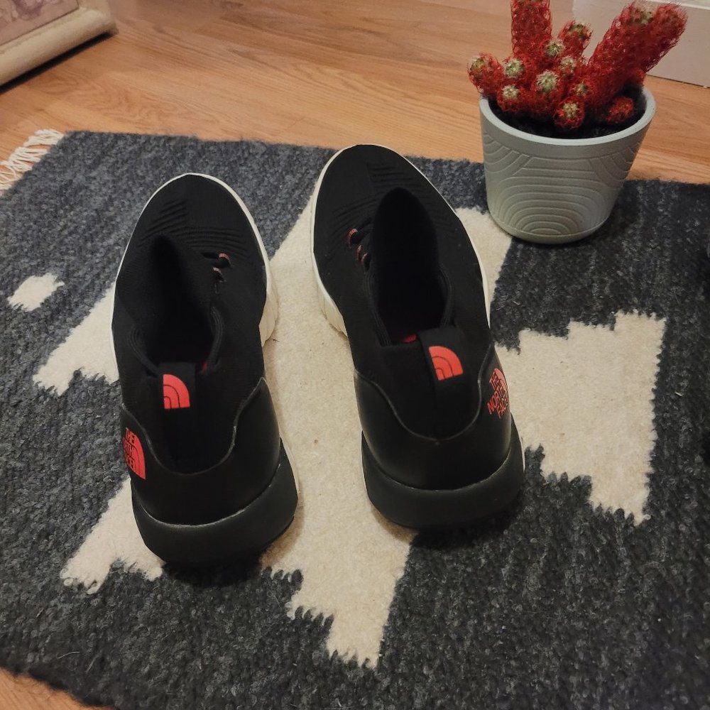 North Face Sneakers - Picture 4 of 5